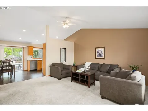 33696 SE Davona Drive Scappoose OR 97056