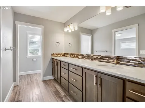 5210 NE 133rd Street Vancouver WA 98686