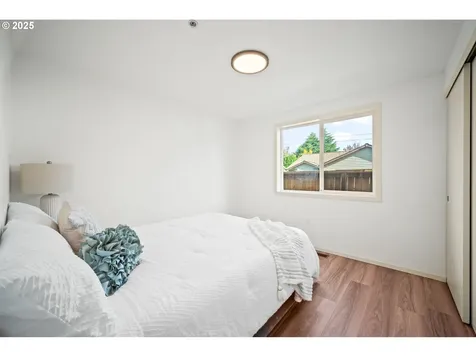 10105 NE 61st Circle Vancouver WA 98662