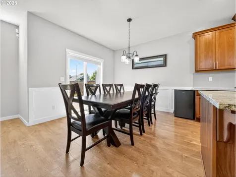 5132 Meteor Avenue Salem OR 97305