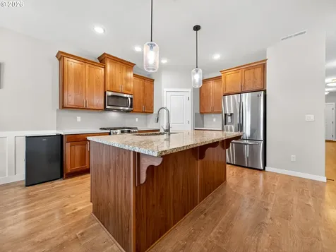 5132 Meteor Avenue Salem OR 97305