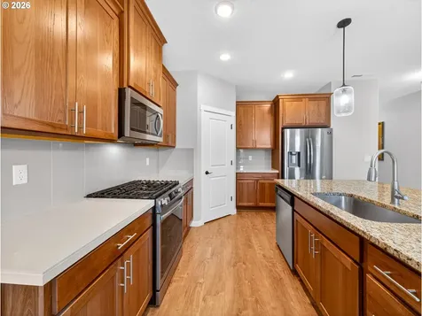 5132 Meteor Avenue Salem OR 97305