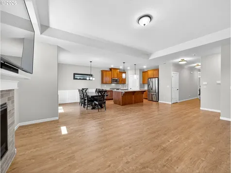 5132 Meteor Avenue Salem OR 97305