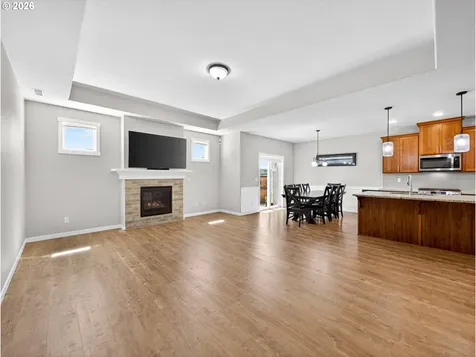 5132 Meteor Avenue Salem OR 97305