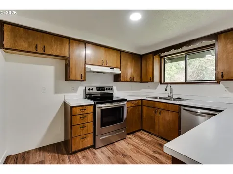 38730 Natures Garden Street Springfield OR 97478