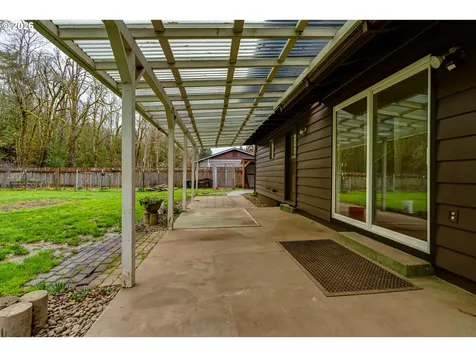 38730 Natures Garden Street Springfield OR 97478