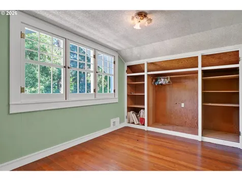 79080 N River Road Cottage Grove OR 97424