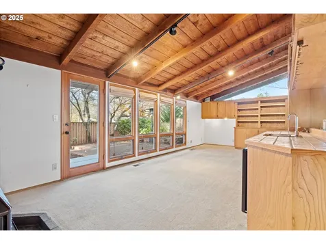 5455 SW 87th Avenue Portland OR 97225