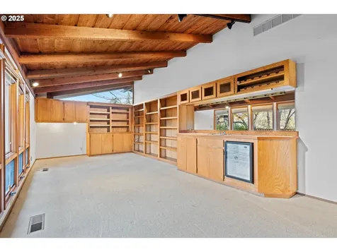 5455 SW 87th Avenue Portland OR 97225