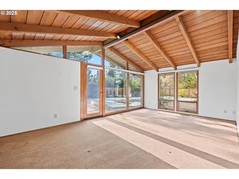 5455 SW 87th Avenue Portland OR 97225