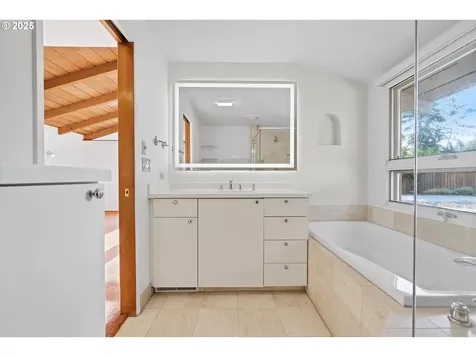 5455 SW 87th Avenue Portland OR 97225