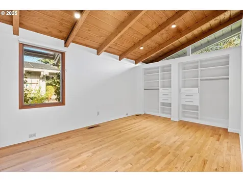 5455 SW 87th Avenue Portland OR 97225