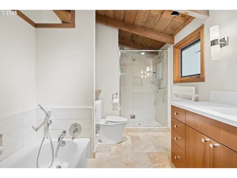 5455 SW 87th Avenue Portland OR 97225