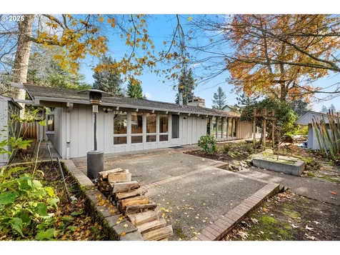5455 SW 87th Avenue Portland OR 97225