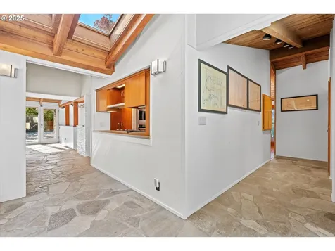 5455 SW 87th Avenue Portland OR 97225