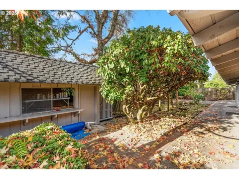 5455 SW 87th Avenue Portland OR 97225