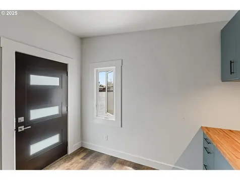 1645 N Jantzen Avenue Portland OR 97217
