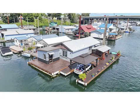 1645 N Jantzen Avenue Portland OR 97217
