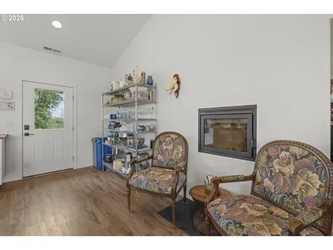 21080 NE Ribbon Ridge Road Newberg OR 97132