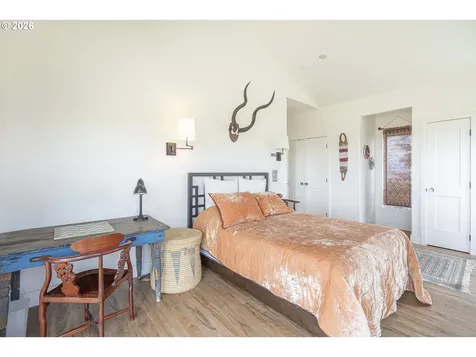 21080 NE Ribbon Ridge Road Newberg OR 97132