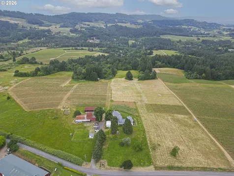 21080 NE Ribbon Ridge Road Newberg OR 97132