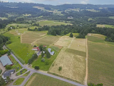 21080 NE Ribbon Ridge Road Newberg OR 97132