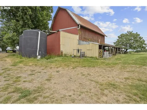 21080 NE Ribbon Ridge Road Newberg OR 97132