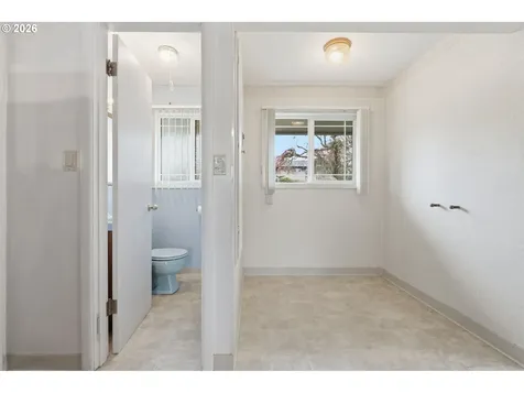 1010 NE 65th Street Vancouver WA 98665