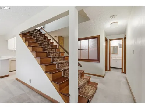 1010 NE 65th Street Vancouver WA 98665