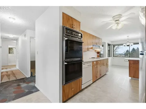 1010 NE 65th Street Vancouver WA 98665