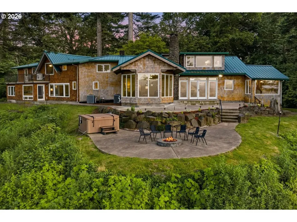 41225 E Larch Mountain Road Corbett OR 97019