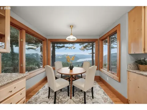 41225 E Larch Mountain Road Corbett OR 97019