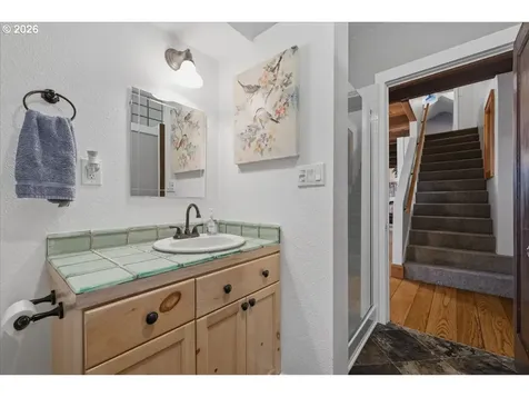 41225 E Larch Mountain Road Corbett OR 97019