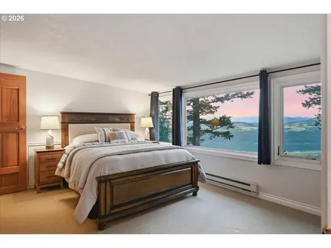 41225 E Larch Mountain Road Corbett OR 97019