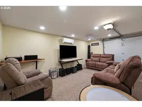 41225 E Larch Mountain Road Corbett OR 97019