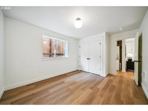 2458 SE Cora Street Portland OR 97202