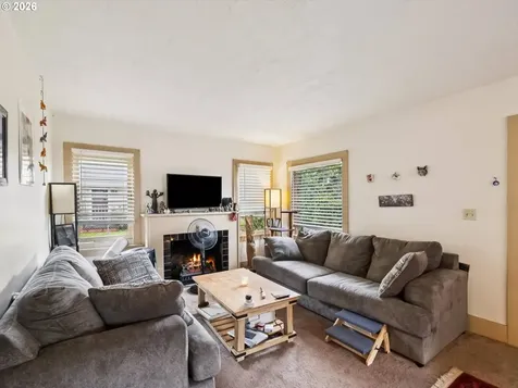 2309 SE 70th Avenue Portland OR 97215
