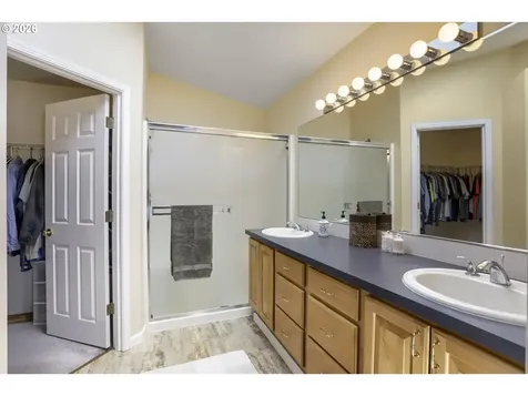1729 NE 65th Avenue Hillsboro OR 97124