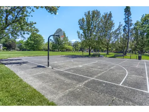 1729 NE 65th Avenue Hillsboro OR 97124
