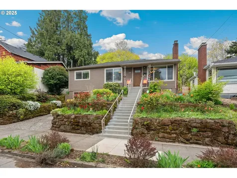 245 SE 74th Avenue Portland OR 97215