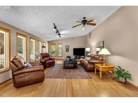 317 SW 23rd Circle Battle Ground WA 98604