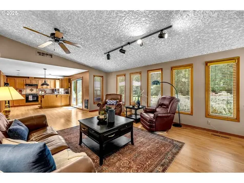 317 SW 23rd Circle Battle Ground WA 98604
