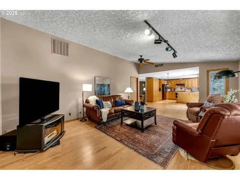 317 SW 23rd Circle Battle Ground WA 98604