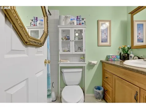 2710 SE Courtney Avenue Milwaukie OR 97222