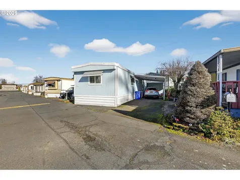 2710 SE Courtney Avenue Milwaukie OR 97222