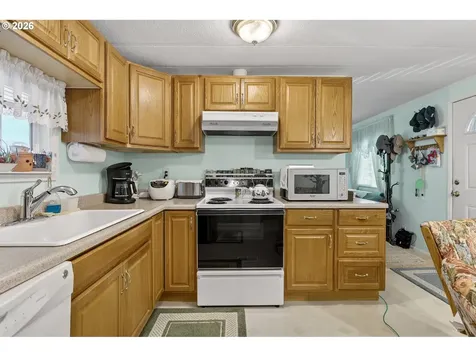 2710 SE Courtney Avenue Milwaukie OR 97222