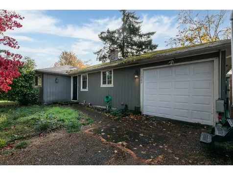 11220 S Parkland Court Oregon City OR 97045