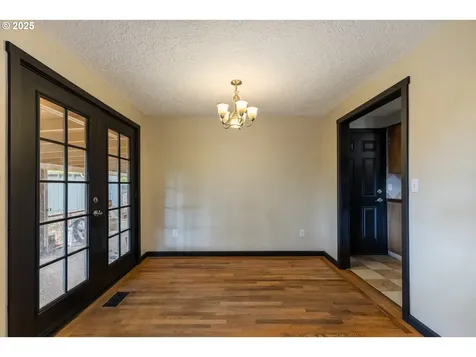 11220 S Parkland Court Oregon City OR 97045