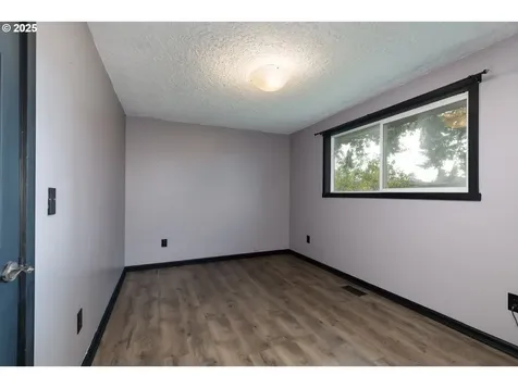 11220 S Parkland Court Oregon City OR 97045