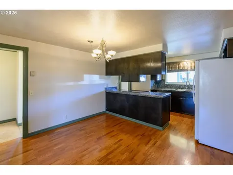 3854 Jasper Road Springfield OR 97478